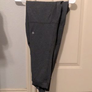 LuLuLemon men’s athletic joggers